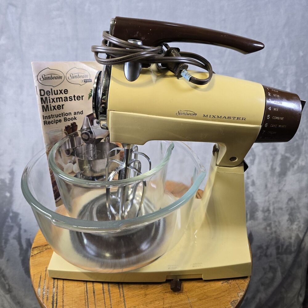 VTG Sunbeam Mixmaster 12 Speed Mixer 2 Glass Bowls Yellow Brown *tested works
